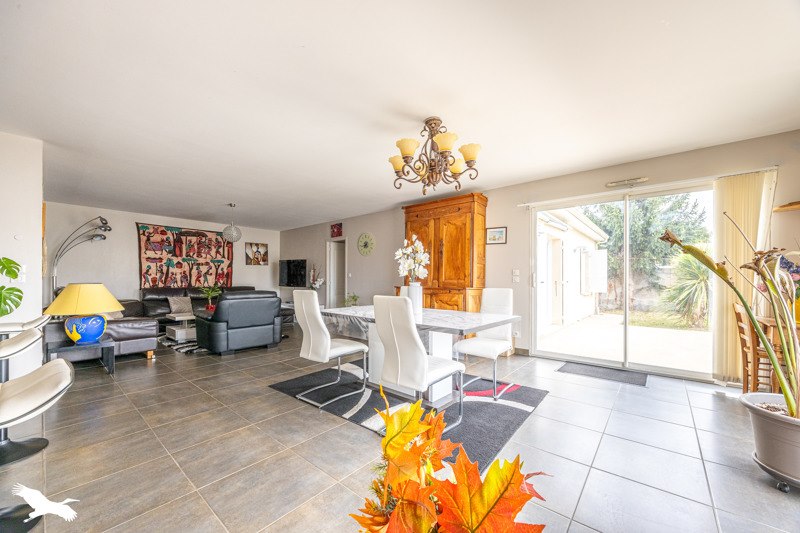 Vente Maison Aigrefeuille-d'Aunis - 5 pièces -131 m² - (17290)
