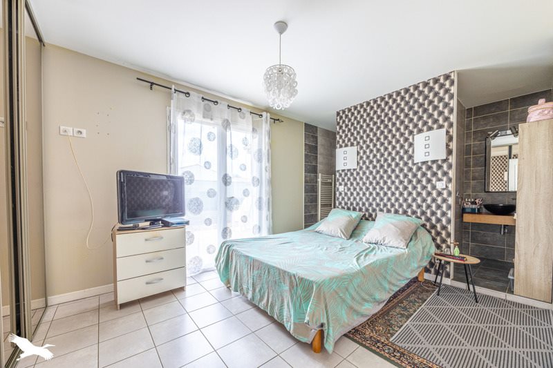 Vente Maison Aigrefeuille-d'Aunis - 5 pièces -131 m² - (17290)
