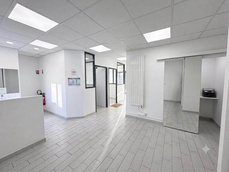Vente Local commercial ST HERBLAIN - -  55 m² - (44800)