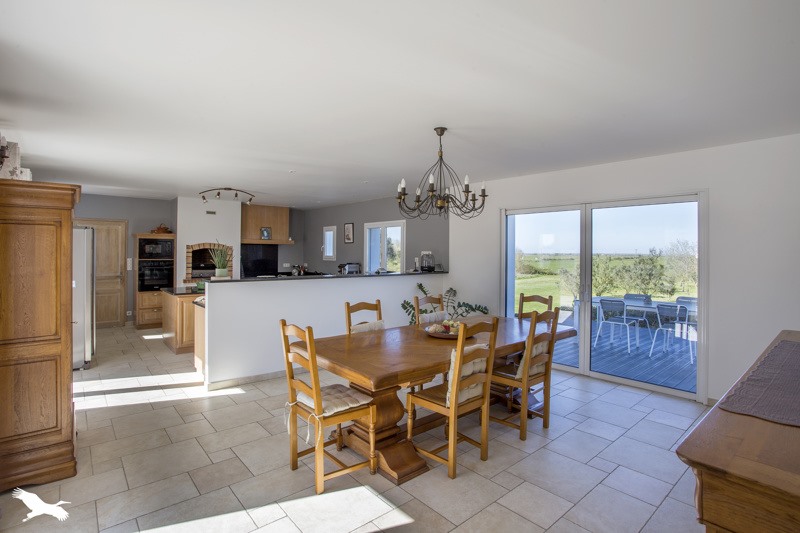 Vente Maison PUYRAVAULT - 7 pièces -184 m² - (85450)