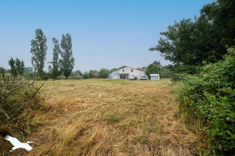 Vente Maison LA RONDE - 8 pièces -245 m² - (17170)