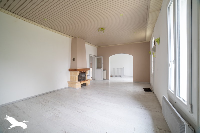 Vente Maison LA RONDE - 8 pièces -245 m² - (17170)
