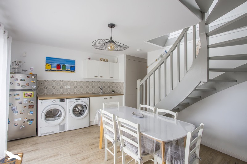 Vente Maison CHARRON - 8 pièces -185 m² - (17230)
