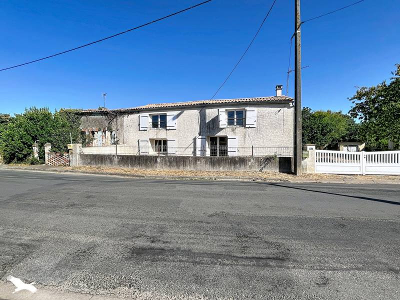 Vente Maison L ILE D ELLE - 4 pièces -142 m² - (85770)