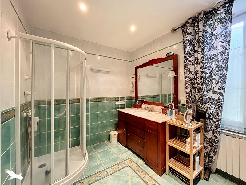 Vente Maison ST JEAN DE LIVERSAY - 5 pièces -185 m² - (17170)