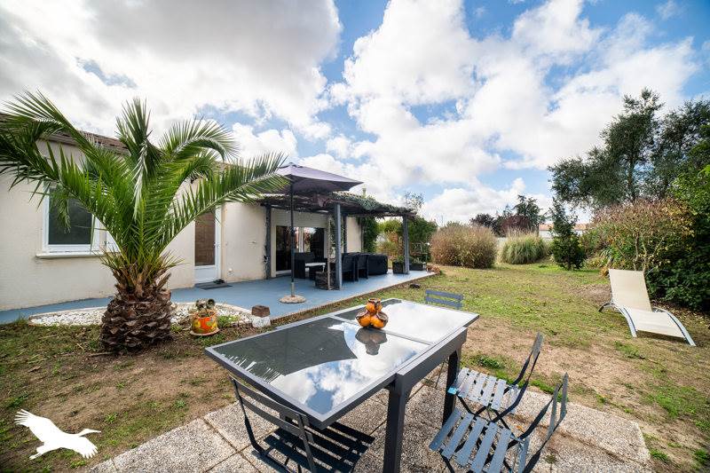 Vente Maison ST JEAN DE LIVERSAY 17170 6 pièces - 127 m²