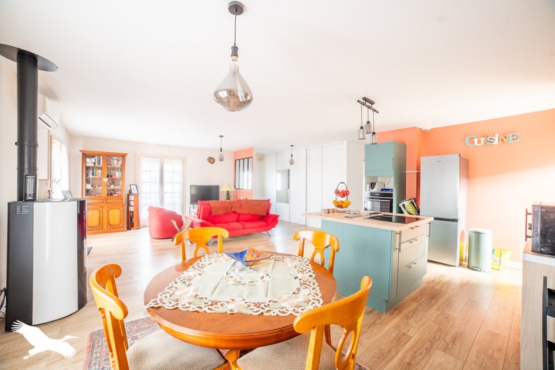 Vente Maison Saint-Jean-de-Liversay - 6 pièces -120 m² - (17170)