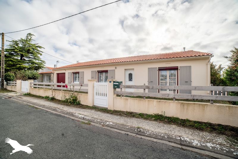 Vente Maison Saint-Jean-de-Liversay - 6 pièces -120 m² - (17170)