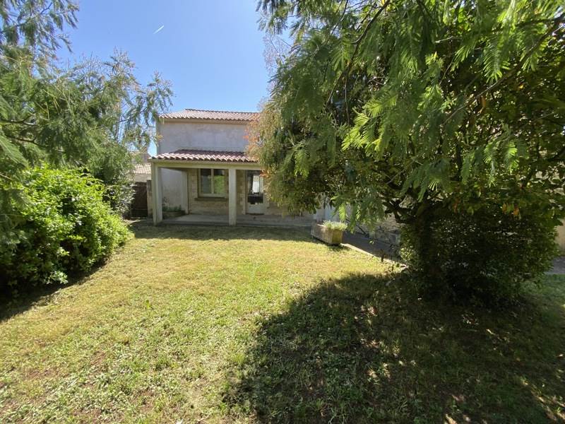 Vente Maison STE RADEGONDE DES NOYERS - 10 pièces -285 m² - (85450)
