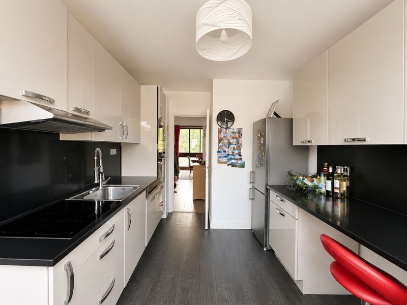 Vente Appartement FONTENAY LE FLEURY - 3 pièces -55 m² - (78330)