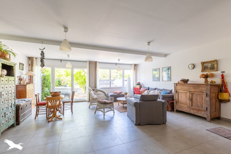 Vente Maison MAGNY LES HAMEAUX - 8 pièces -211 m² - (78114)