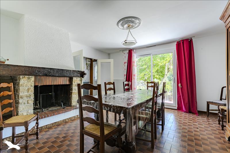 Vente Maison TIZAC DE CURTON - 6 pièces -152 m² - (33420)