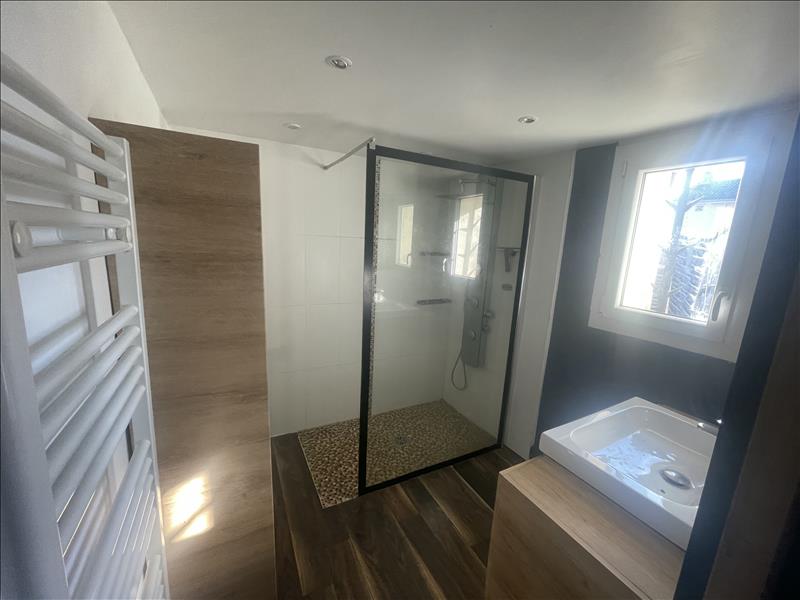 Vente Maison ST VINCENT DE PERTIGNAS - 3 pièces -74 m² - (33420)