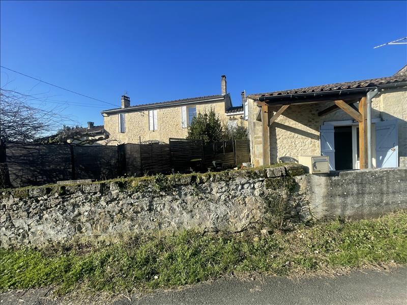 Vente Maison ST VINCENT DE PERTIGNAS - 3 pièces -74 m² - (33420)