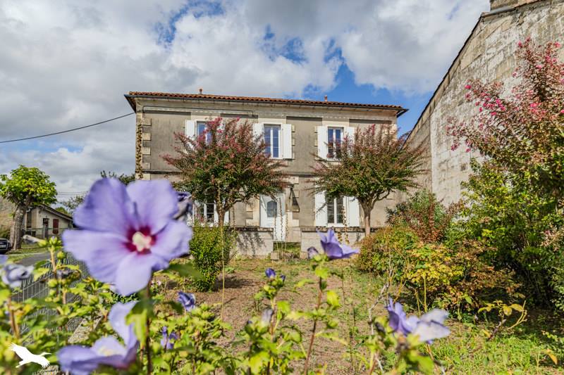 Vente Maison ST VINCENT DE PERTIGNAS - 4 pièces -125 m² - (33420)
