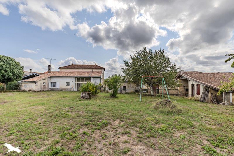 Vente Maison ST VINCENT DE PERTIGNAS - 4 pièces -125 m² - (33420)