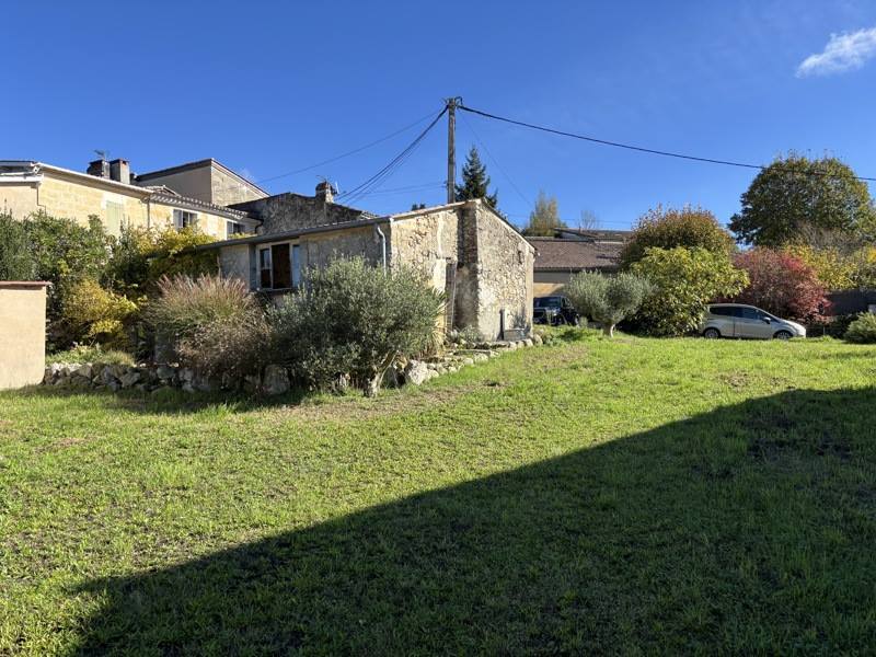 Vente Grange BRANNE - 1 pièce -40 m² - (33420)