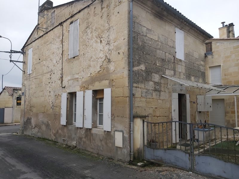 Vente Maison MOULON - 6 pièces -127 m² - (33420)
