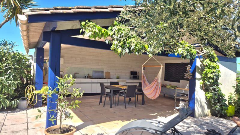 Vente Maison VIGNONET - 8 pièces -258 m² - (33330)