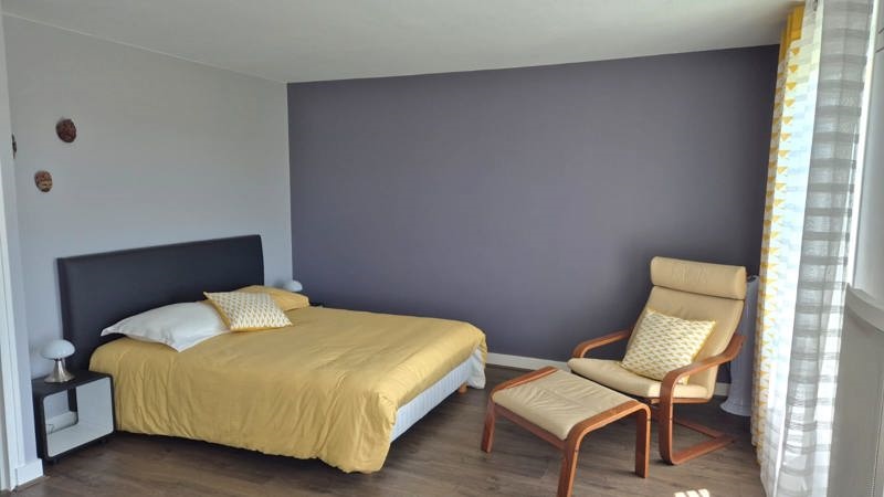 Vente Maison VIGNONET - 8 pièces -258 m² - (33330)