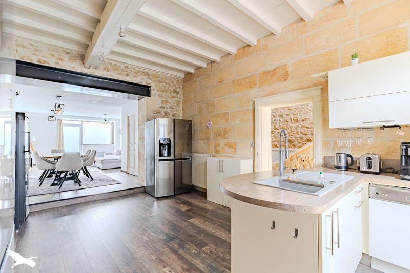 Vente Maison RAUZAN - 5 pièces -195 m² - (33420)
