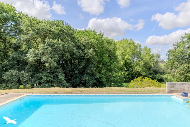 Vente Maison GUILLAC - 5 pièces -163 m² - (33420)