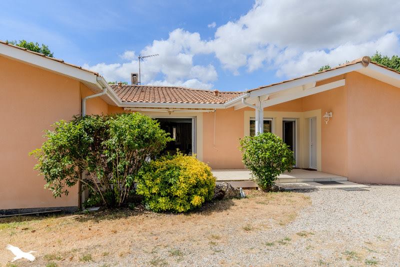 Vente Maison GUILLAC - 5 pièces -163 m² - (33420)