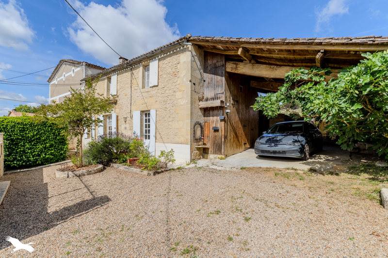 Vente Maison ROMAGNE 33760 7 pièces - 236 m²