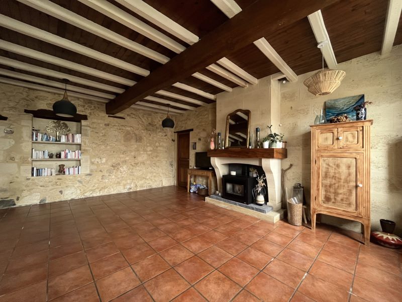 Vente Maison Grézillac - 3 pièces -106 m² - (33420)