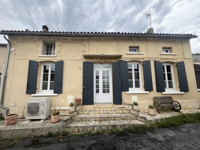 Vente Maison Grézillac - 3 pièces -106 m² - (33420)