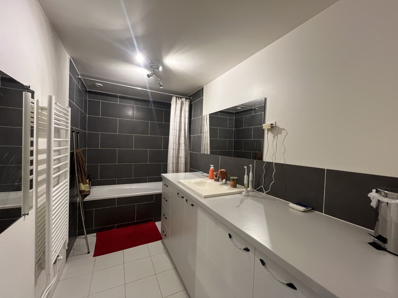 Vente Maison Grézillac - 5 pièces -165 m² - (33420)