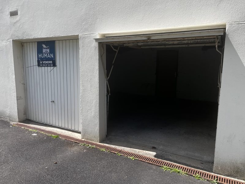 Vente Parking NANTES - -  25 m² - (44300)