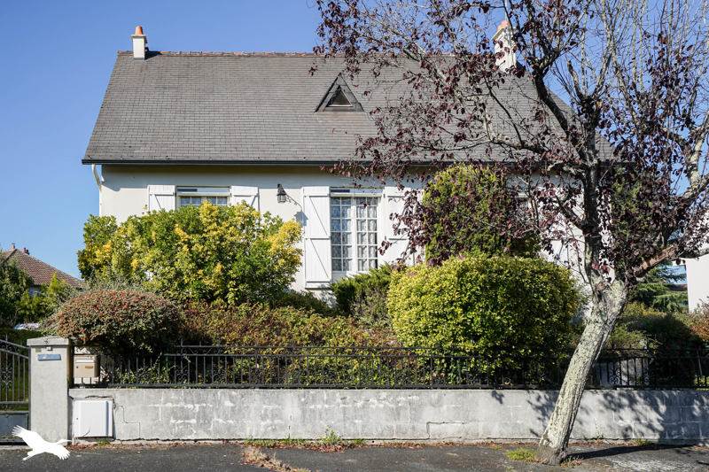 Vente Maison CHAMBRAY LES TOURS - 7 pièces -150 m² - (37170)