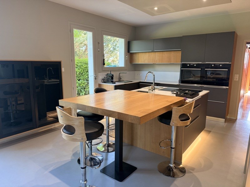 Vente Maison CHAMBRAY LES TOURS - 11 pièces -264 m² - (37170)