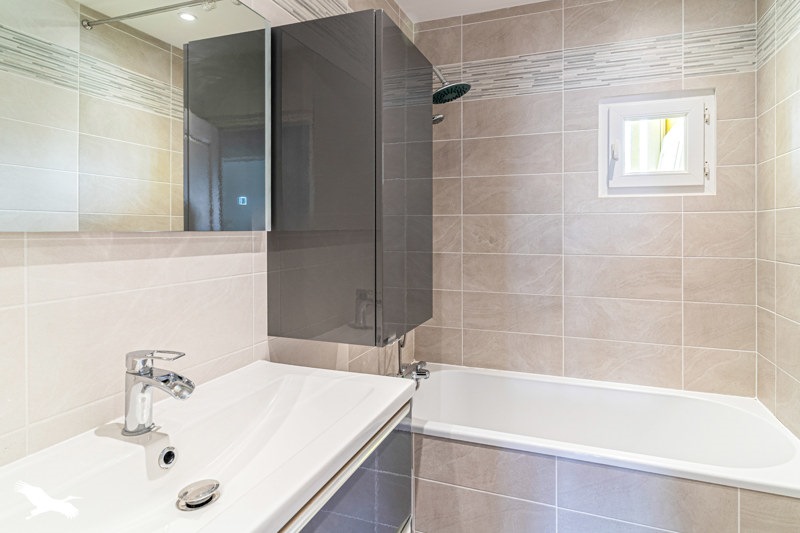 Vente Appartement BORDEAUX - 3 pièces -75 m² - (33200)