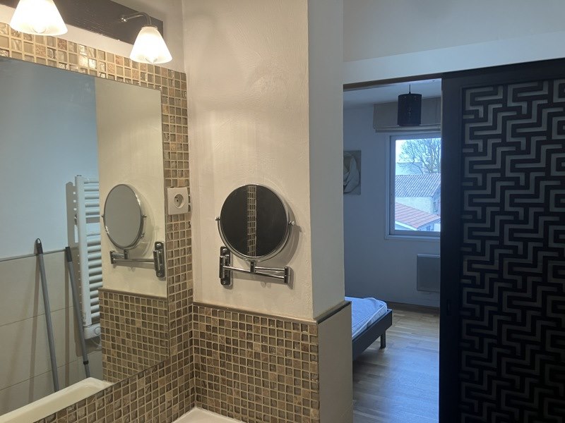 Vente Appartement BORDEAUX - 2 pièces -37 m² - (33200)