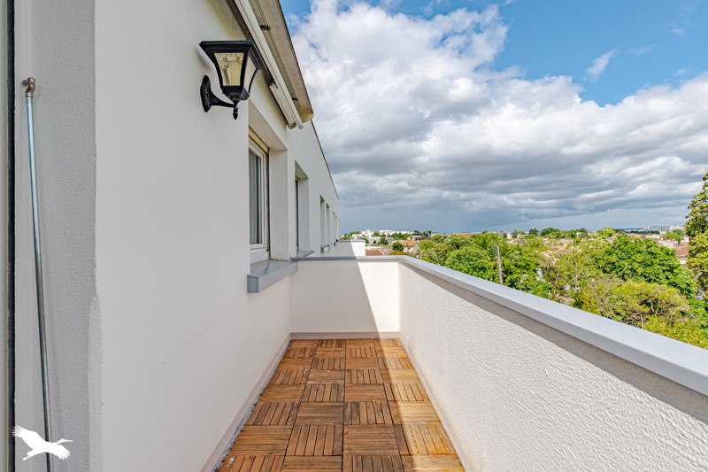 Vente Appartement BORDEAUX - 3 pièces -84 m² - (33200)