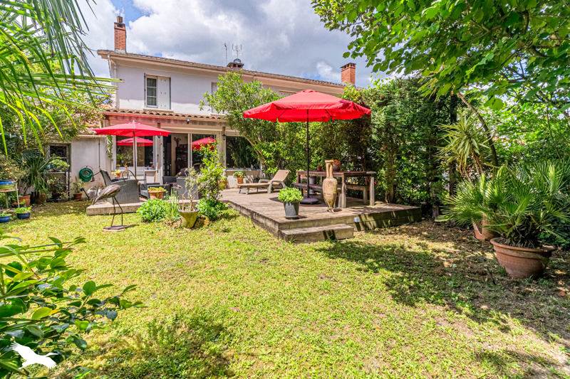 Vente Maison LE BOUSCAT - 5 pièces -108 m² - (33110)