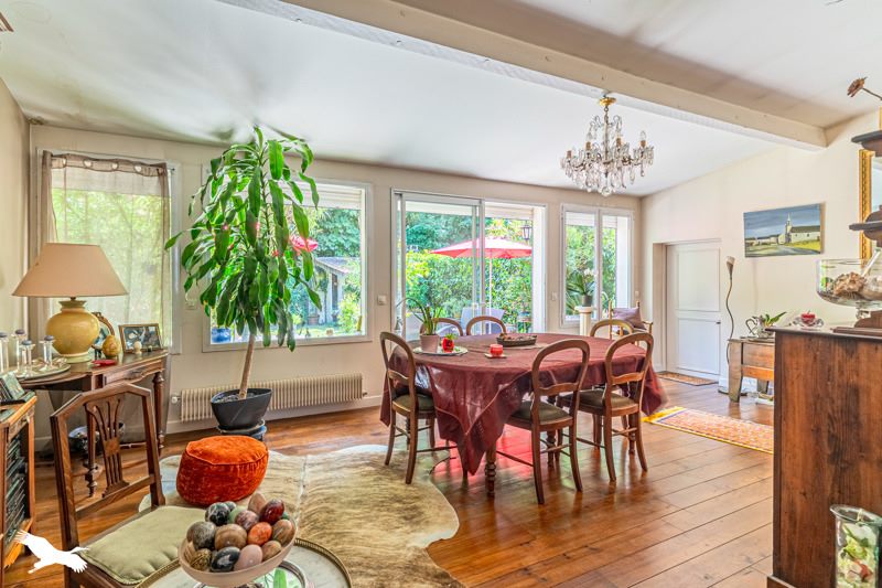 Vente Maison LE BOUSCAT - 5 pièces -108 m² - (33110)