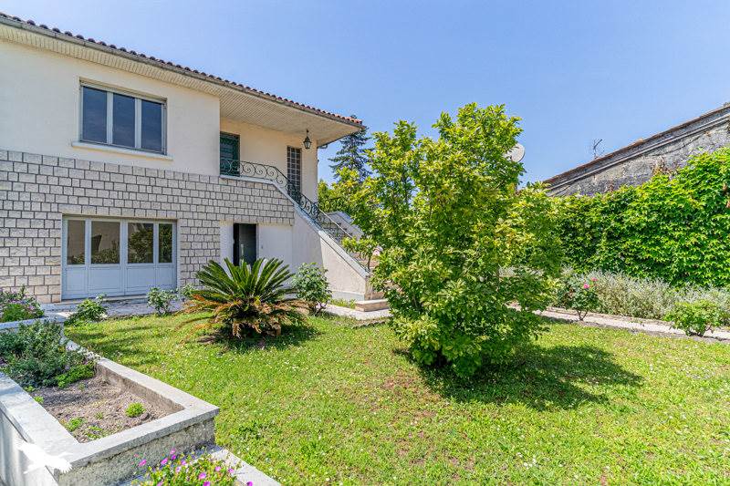 Vente Maison LE BOUSCAT - 7 pièces -150 m² - (33110)