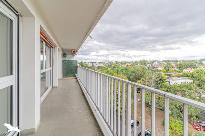 Vente Appartement Bordeaux - 2 pièces -46 m² - (33200)