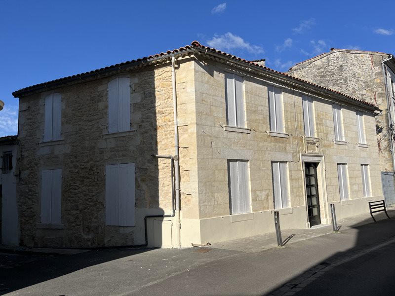 Vente Immeuble LESPARRE MEDOC - -  125 m² - (33340)