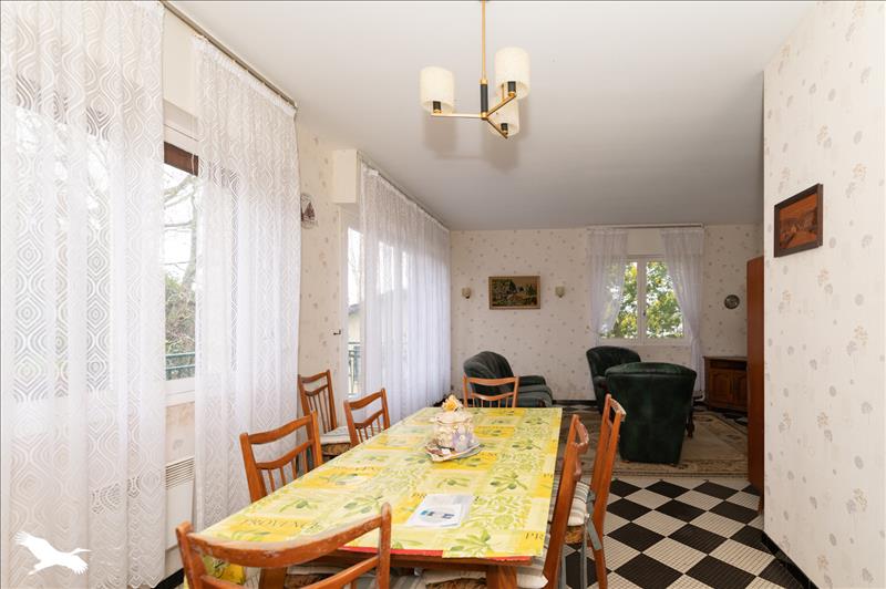 Vente Maison LESPARRE MEDOC - 6 pièces -131 m² - (33340)
