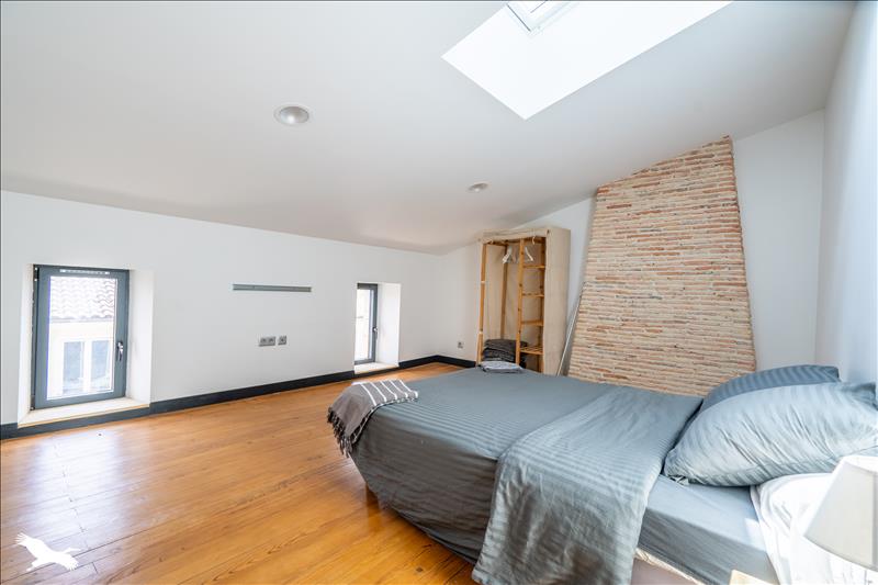 Vente Immeuble LESPARRE MEDOC - -  345 m² - (33340)