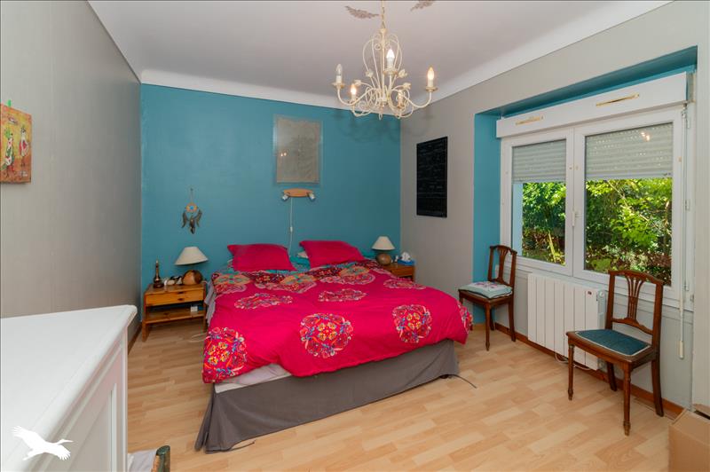Vente Maison JAU DIGNAC ET LOIRAC - 5 pièces -149 m² - (33590)