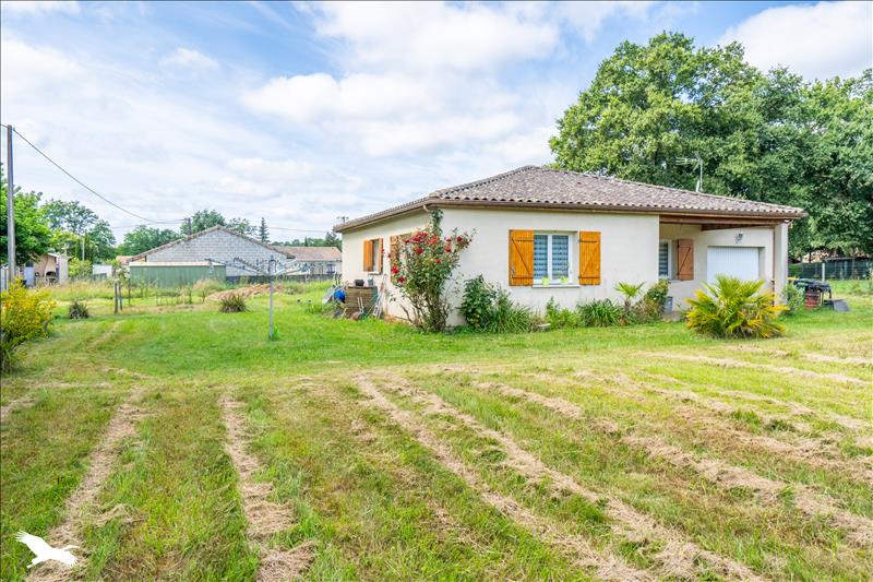 Vente Maison ST GERMAIN D ESTEUIL - 4 pièces -89 m² - (33340)
