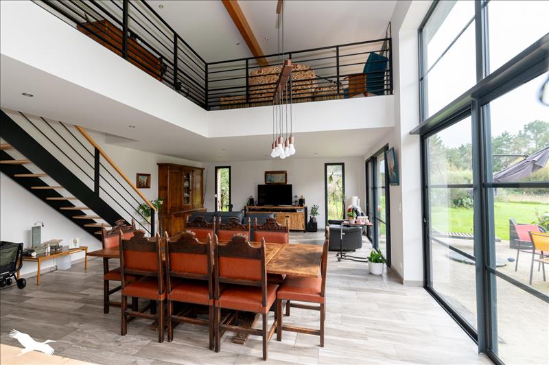 Vente Maison ST VIVIEN DE MEDOC - 5 pièces -220 m² - (33590)
