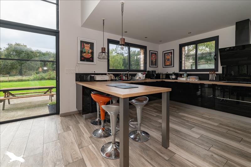 Vente Maison ST VIVIEN DE MEDOC - 5 pièces -220 m² - (33590)