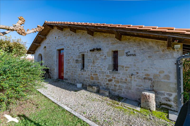 Vente Maison QUEYRAC - 11 pièces -289 m² - (33340)