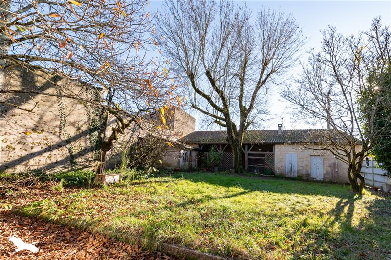 Vente Maison LESPARRE MEDOC - 6 pièces -204 m² - (33340)